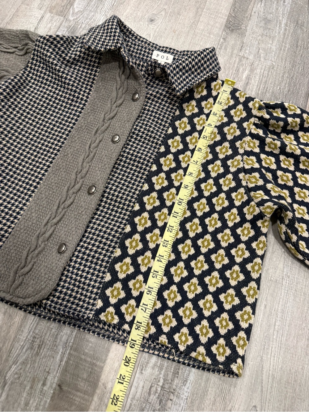 POL mixed pattern Patchwork button up jacket with balloon sleeves - L - Picture 4 of 6